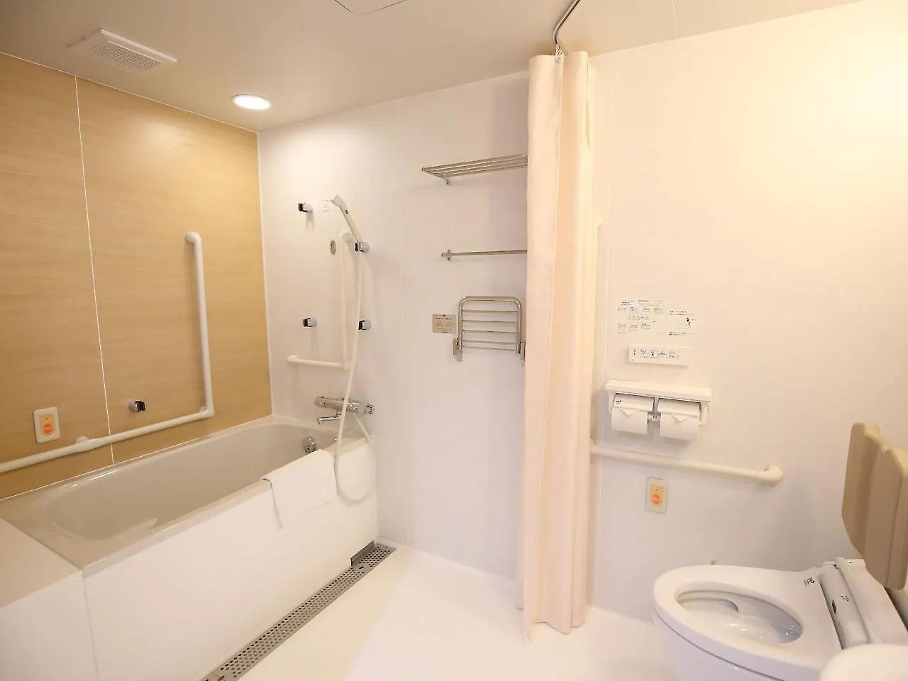 Hotel Awina Osaka 3*,
